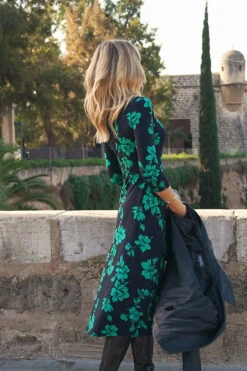 Black & Green Floral Print Sweetheart Neckline Midi Jersey Dress 13 Black & Green Floral Print Sweetheart Neckline Midi Jersey Dress -Winter Fashion Shop 07f44de8906f27a858fbcbf6f2b1bb301d84b391