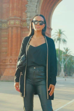 Black Longline Cardigan With Luxe Chain Trim -Winter Fashion Shop 3b4b27029851212334493e8427f4bc31e80038c1