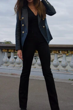 Black Mid Rise Bootcut Jeans -Winter Fashion Shop 7086fdc85be6c351926f2f450d1ab07b6ef9738e