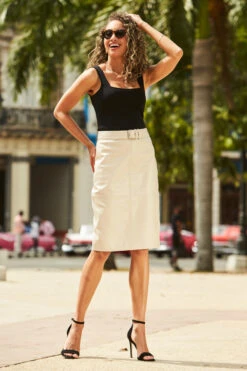 Ecru Leather Buckle Detail Pencil Skirt -Winter Fashion Shop 70 s21sl003eu0001 044