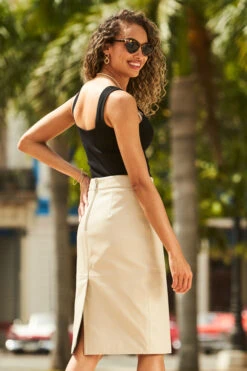 Ecru Leather Buckle Detail Pencil Skirt -Winter Fashion Shop 70 s21sl003eu0001 223