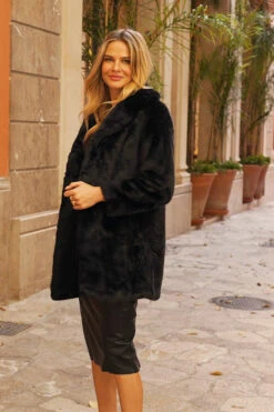 Black Premium Faux Fur Coat With Pockets -Winter Fashion Shop f468187423ecdf4327b921f24261622ec363129c