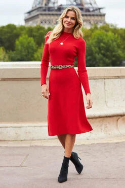 Red Fit & Flare Knitted Midi Dress -Winter Fashion Shop web 210910 sosandarday5paris62254 2