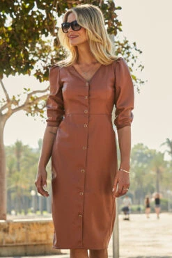 Tan Faux Leather Popper Front Pencil Dress With Pockets -Winter Fashion Shop web 21 a21dp004 095 1