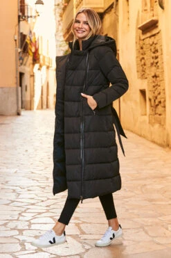 Black Longline Padded Coat With Removable Hood -Winter Fashion Shop web 60 a21ow011 038