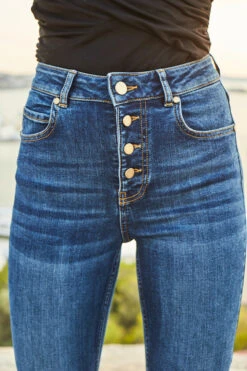 Indigo Blue Button Front Skinny Jeans -Winter Fashion Shop web s41 a20ow025rd s21ol004bk 0393