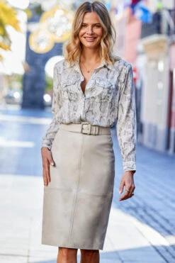 Winter Fashion Shop -Winter Fashion Shop web 05 s23tw068gyan01 102