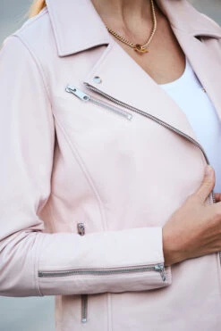 Soft Pink Leather Biker Jacket -Winter Fashion Shop web 115 s21tj211we0001 sa17or01pk0020 151