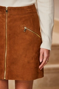 Tan Suede Zip Front A-Line Skirt -Winter Fashion Shop web 14 s23sl004bn0006 s23od004io005w 091
