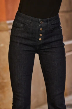 Dark Indigo Button Front Kick Flare Jeans -Winter Fashion Shop web 19 sa17or01pk0013 s23tj012bk0001 a22bd024io005w 363