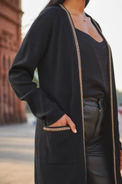 Black Longline Cardigan With Luxe Chain Trim -Winter Fashion Shop web 2307 107 s23tk979bk0001 107 190