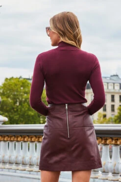 Wine Leather A-Line Skirt -Winter Fashion Shop web 2308 01 a22sl002rd0011 a20tk008rd0011 01 351