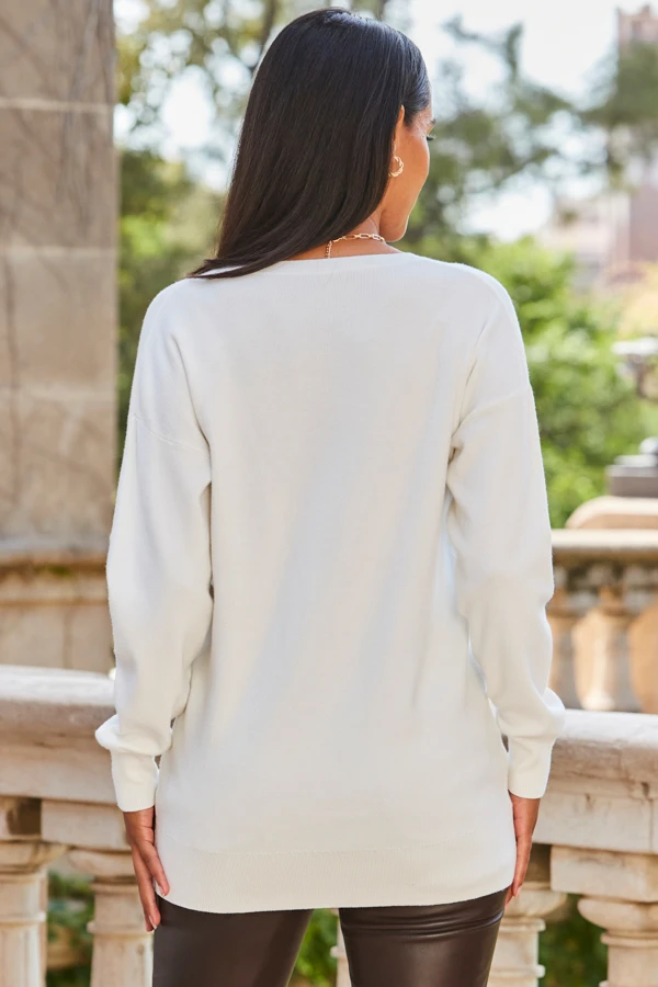 Ivory Fine Knit Gold Chain Pocket Detail Jumper 4 Ivory Fine Knit Gold Chain Pocket Detail Jumper - Image 2