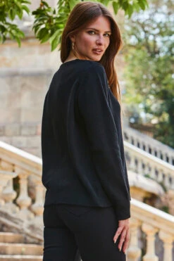 Black Gold Chain Detail Jumper -Winter Fashion Shop web 2309 141 a23ow021bk0001 141 128