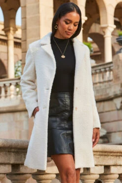 Cream Borg Button Front Coat 12 Cream Borg Button Front Coat -Winter Fashion Shop web 2309 150 a23ow018nl0001 150 095