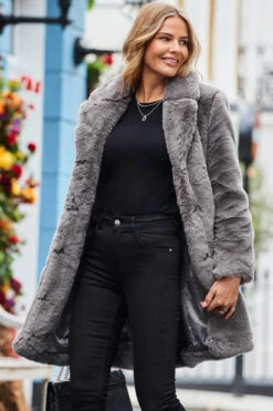 Grey Luxe Faux Fur Coat -Winter Fashion Shop web 2310 07 a23ow023gy0014 07 082 rt