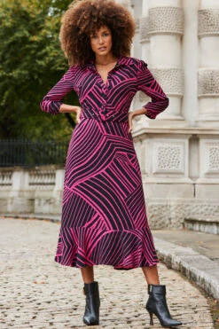 Pink & Black Geometric Print Belted Midi Dress -Winter Fashion Shop web 2310 30 a23dw039pkge01 30 003