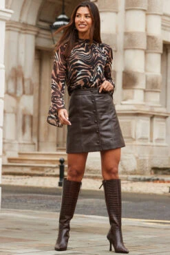 Chocolate Brown Leather Button Front Skirt -Winter Fashion Shop web 2310 42 a23tw095necv01 s23sl005pt0004 42 017 1