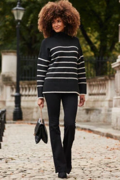 Black Mid Rise Bootcut Jeans -Winter Fashion Shop web 2310 50 a22tk581bknl01 s23bd010bk0001 50 005 1