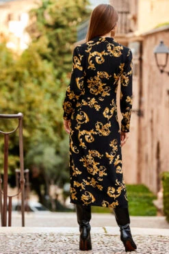 Black & Gold Baroque Print Zip Front Dress -Winter Fashion Shop web 51 a22dw074bkcv01 076