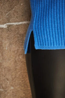 Bright Blue Zip Cuff Jumper 13 Bright Blue Zip Cuff Jumper -Winter Fashion Shop web 52 a22bp001bk0001 a22tk421be0007 178