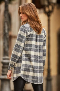 Grey & Ivory Checked Soft Touch Shirt -Winter Fashion Shop web 63 a21tw103nlch s22bp001bk a21fw066bk 071