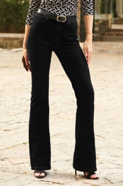Black Kick Flare Jeans 10 Black Kick Flare Jeans -Winter Fashion Shop web crop 16 s20tj265nage01 031 black rt2 web