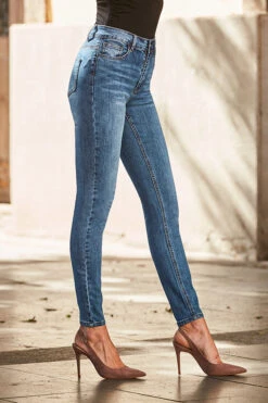 Mid Blue Perfect Skinny Jeans 11 Mid Blue Perfect Skinny Jeans -Winter Fashion Shop web hi 61 s22ow455nl s20bd002be 154 rt