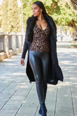 Black Longline Cardigan With Faux Fur Trim -Winter Fashion Shop web rt 30 s21tj050blan01 061 2