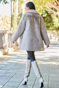Taupe Premium Faux Fur Coat With Button Detail -Winter Fashion Shop web rt 31 s21bd014be0028 259 1